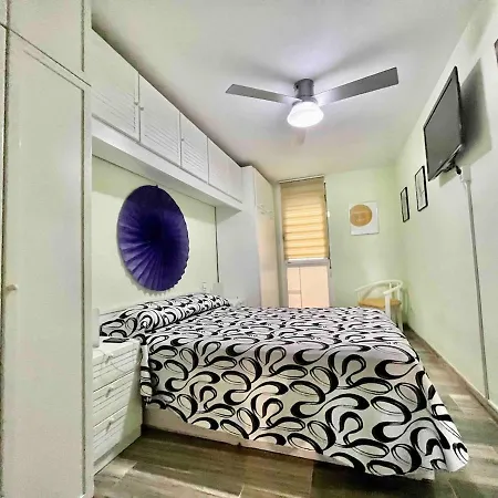 Evinrude Apartment *